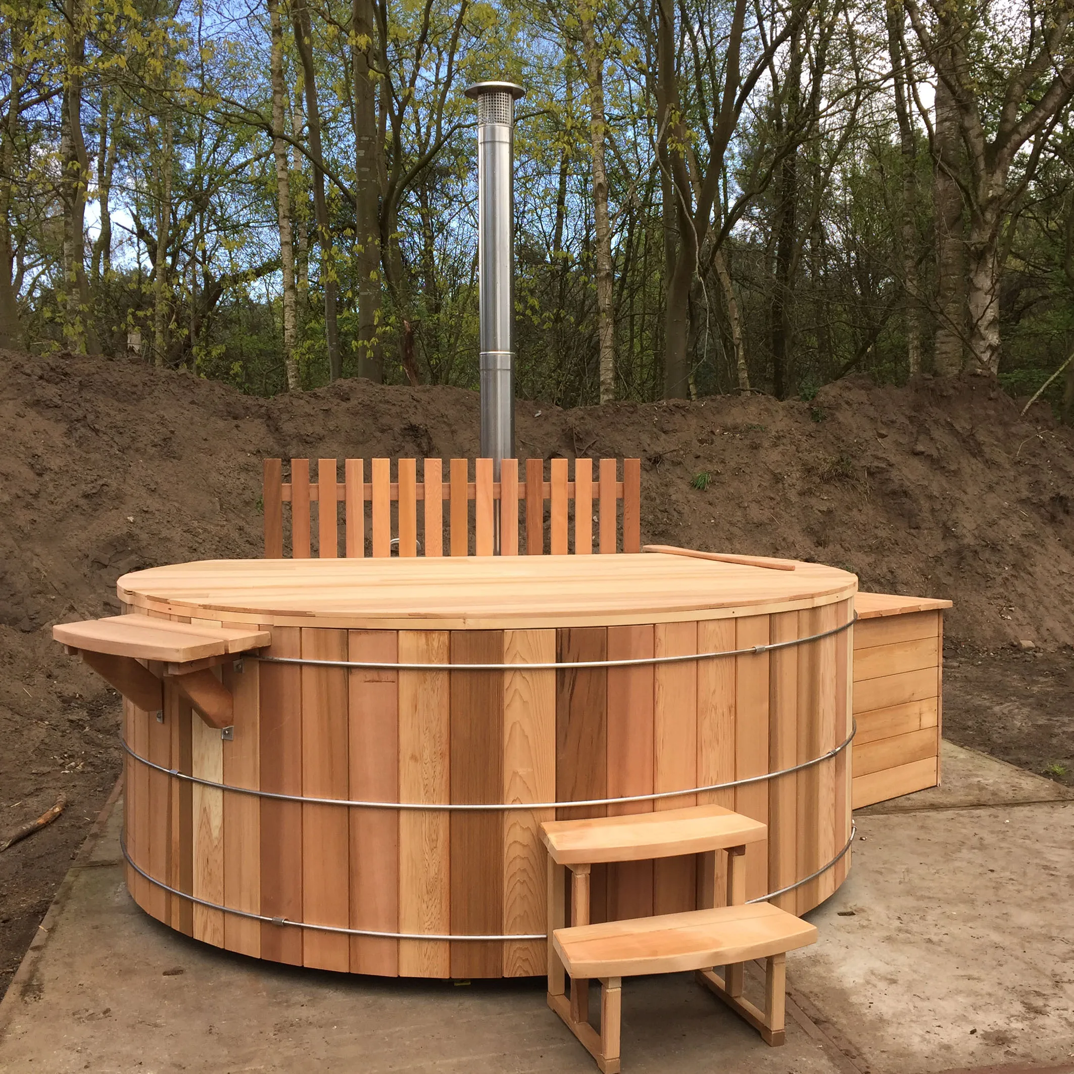Houten hottub 250cm buiten kopen — warm bad in de tuin, buitensauna alternatief van Saunabarrel by Modis